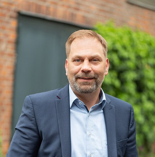 Dennis Lehmann | Tönjes Holding AG