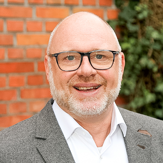 Thomas Hagen - Tönjes Holding AG