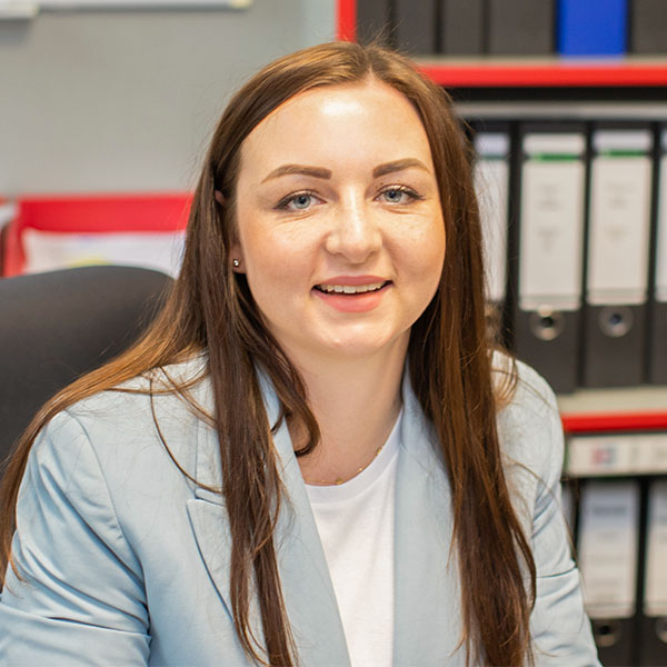 Diana Schweers | Tönjes Holding AG