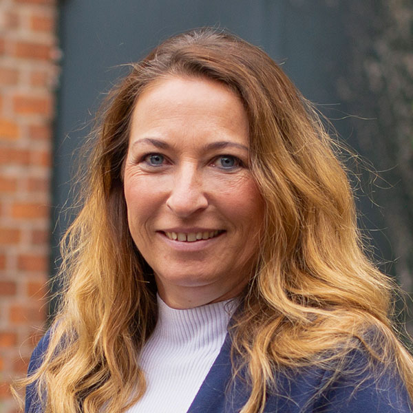 Nicole Bockmeyer | Tönjes Holding AG